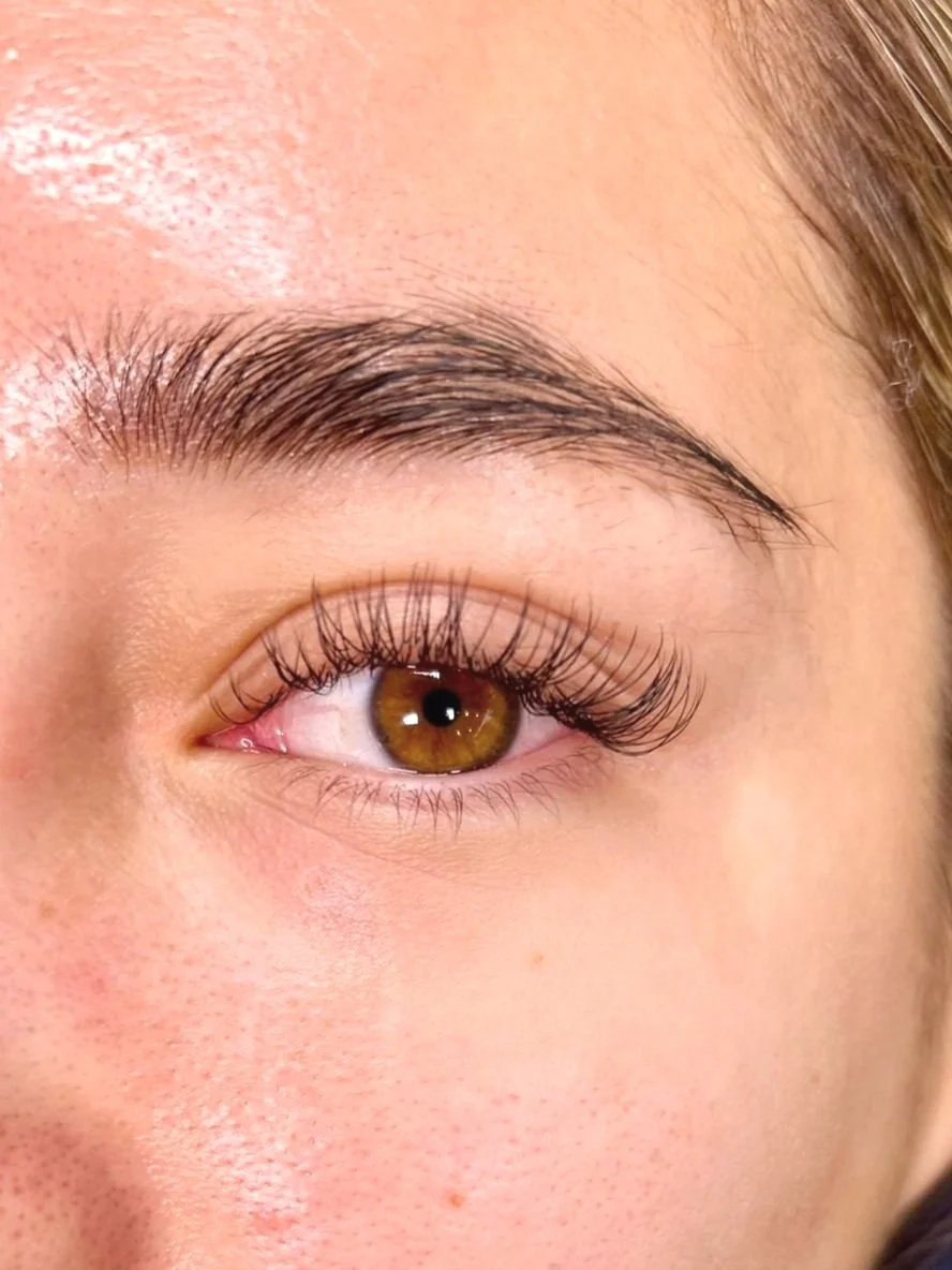Elegant Eyelash Extensions